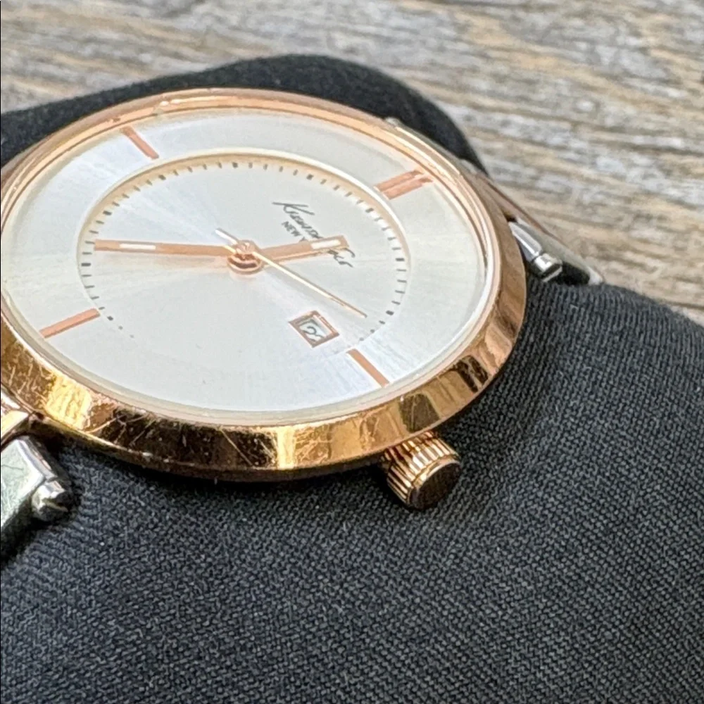 Kenneth Cole New York sleek modern